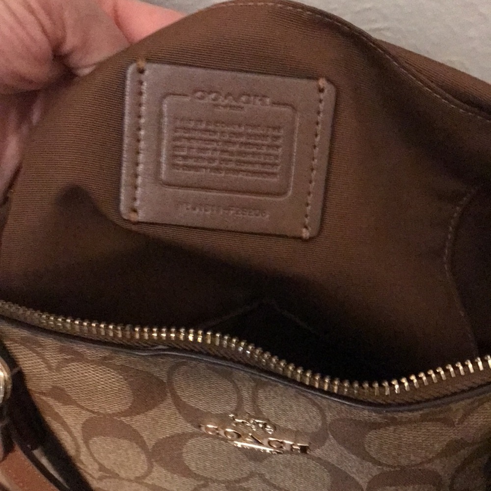 Coach Tote Shoulder Canvas Bag. - Picture 3 of 5